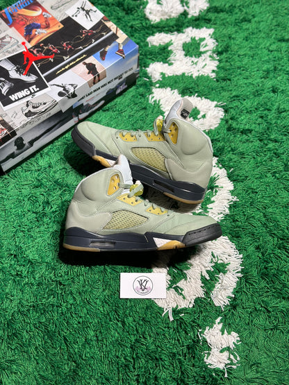 Size 10.5 (PREOWNED) Jordan 5 Jade Horizon