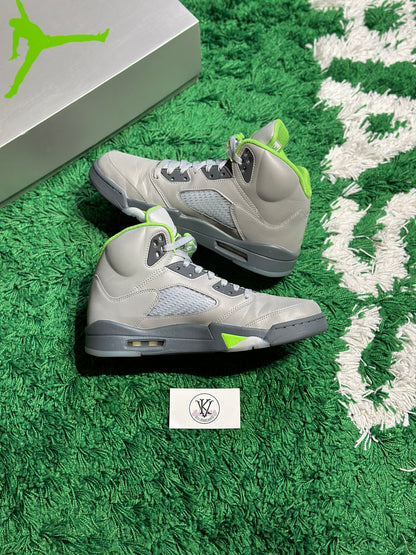 Size 10.5 (PREOWNED) Jordan 5 Green Bean