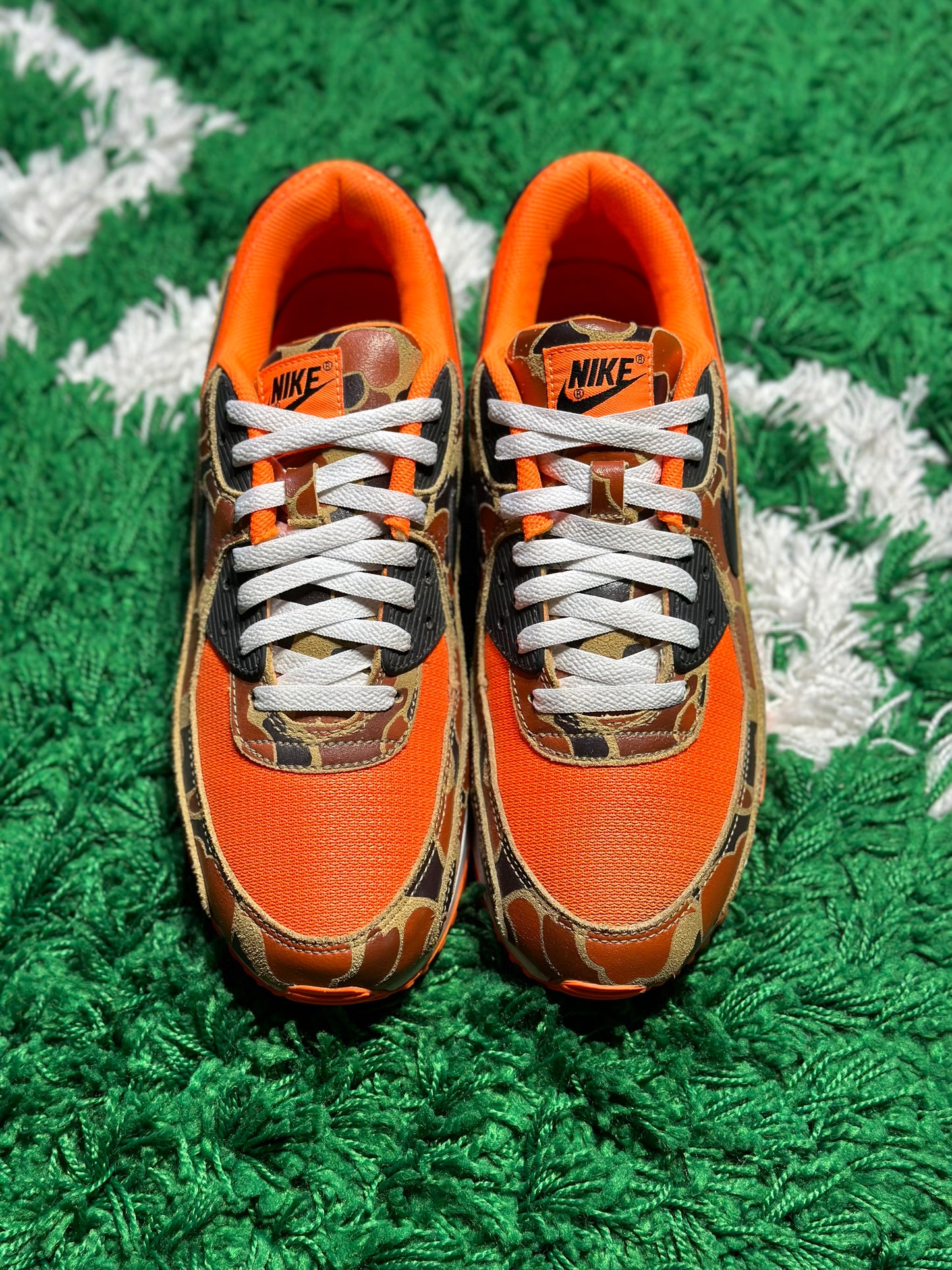 Size 10.5 (PREOWNED) Air Max 90 Duck Camo Orange