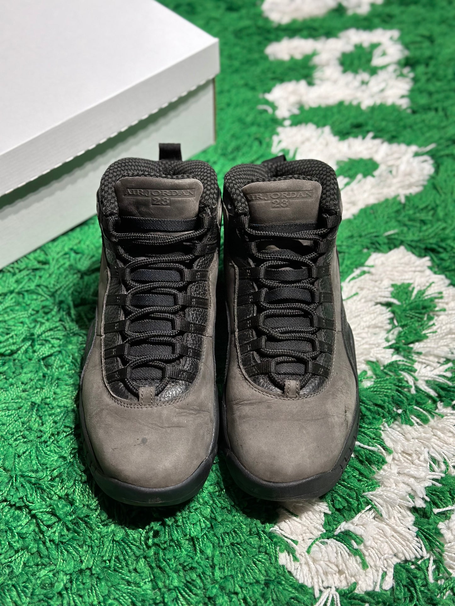 Size 11 (PREOWNED) Jordan 10 Shadow 2018