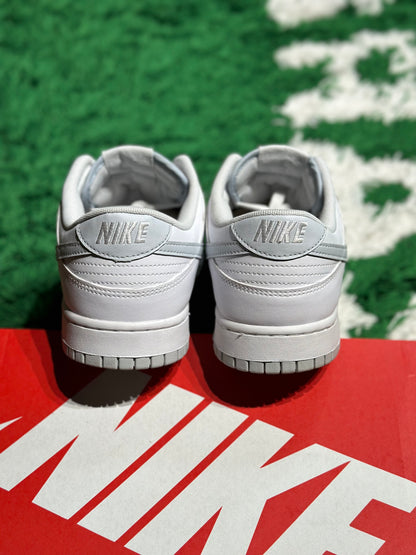 Size 11.5 (PREOWNED) Dunk Low White Pure Platinum